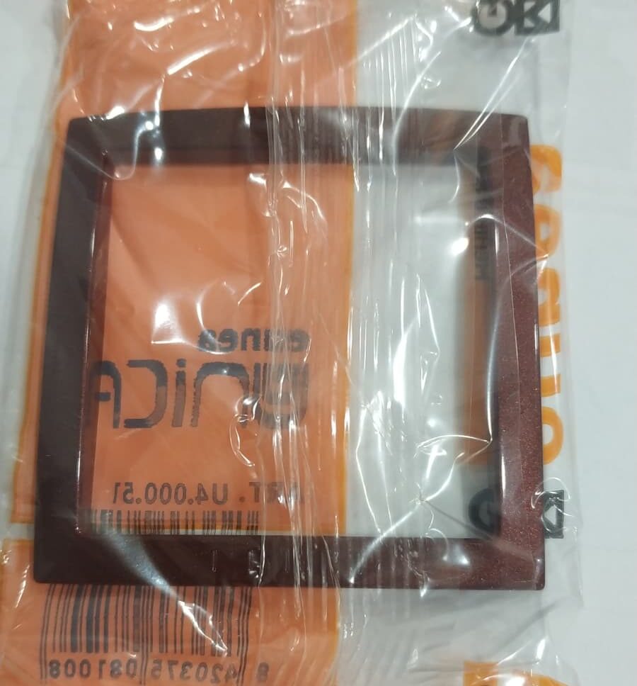 Lote 15 - Embellecedor intermedio Unica Colors Terracota Ref. U4.000.51