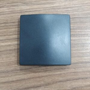 Tecla SM180 negro cósmico y bronce Eunea Unica