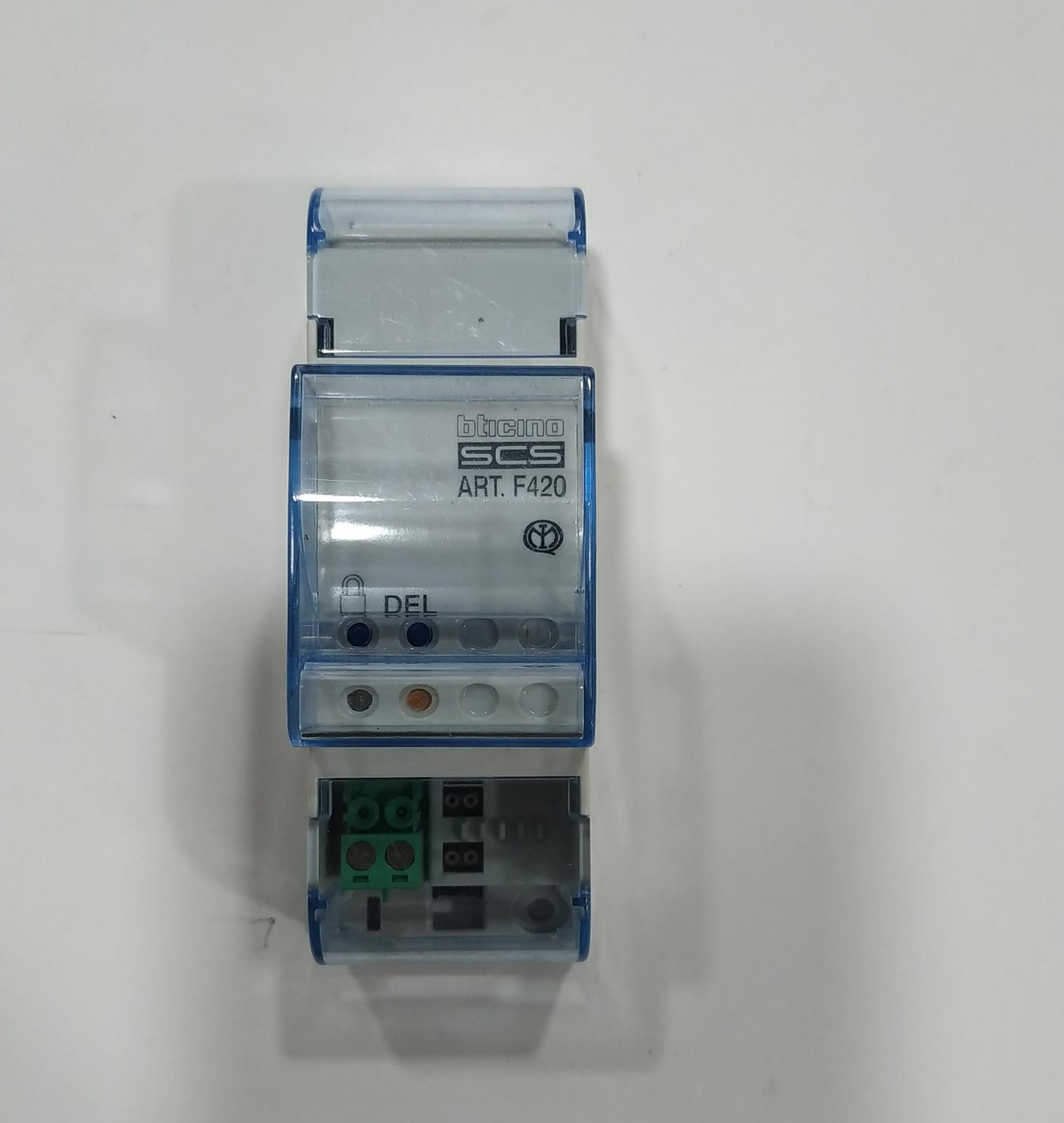 Actuador 4 relés MyHOME BTicino F420