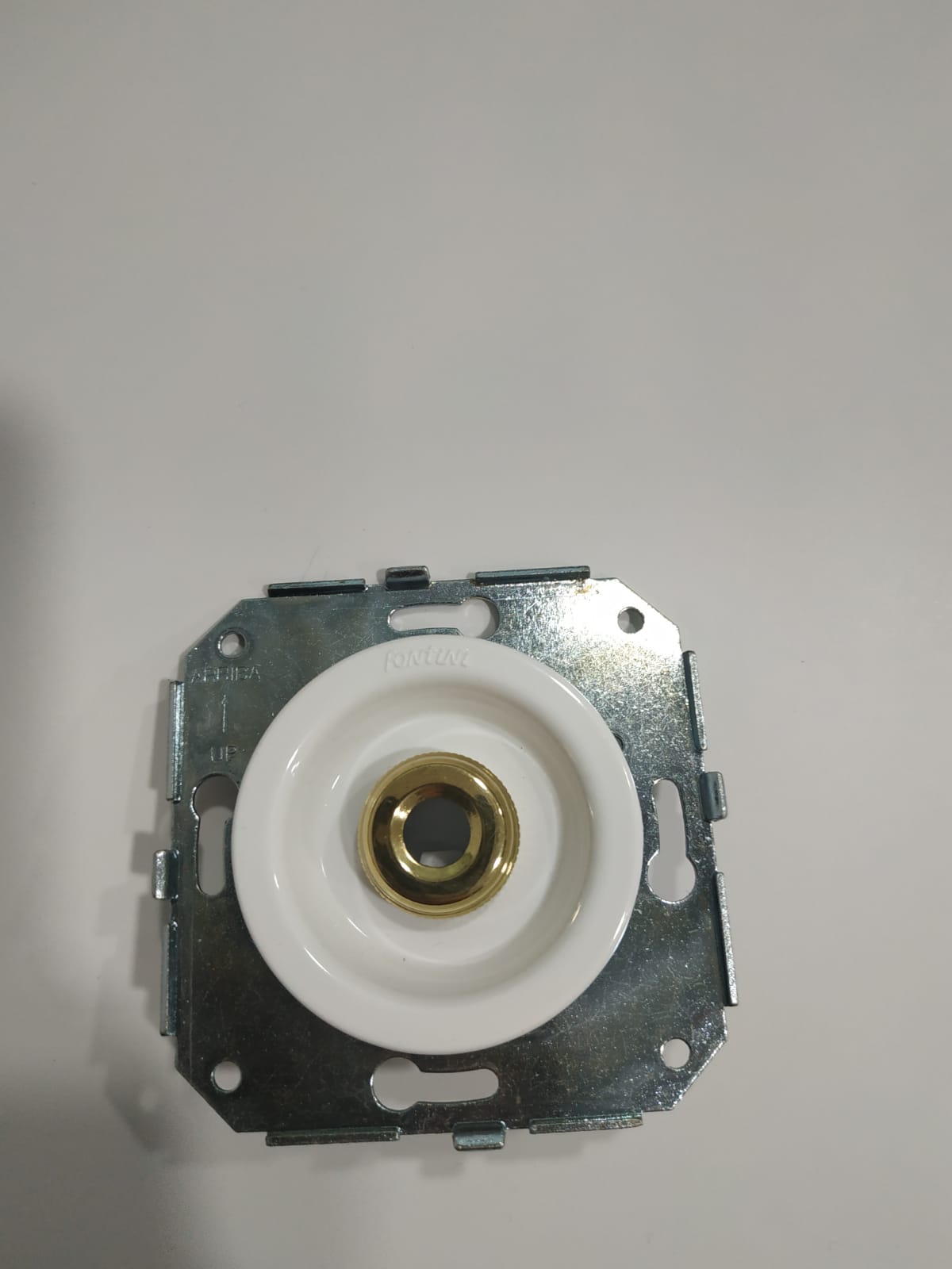 Salida de cables dorado/ blanco – Fontini 927.30.0