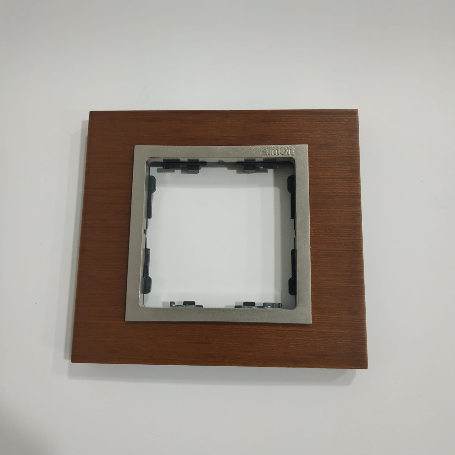 Marco 1 elemento roble / zócalo cava – Simon Nature 82