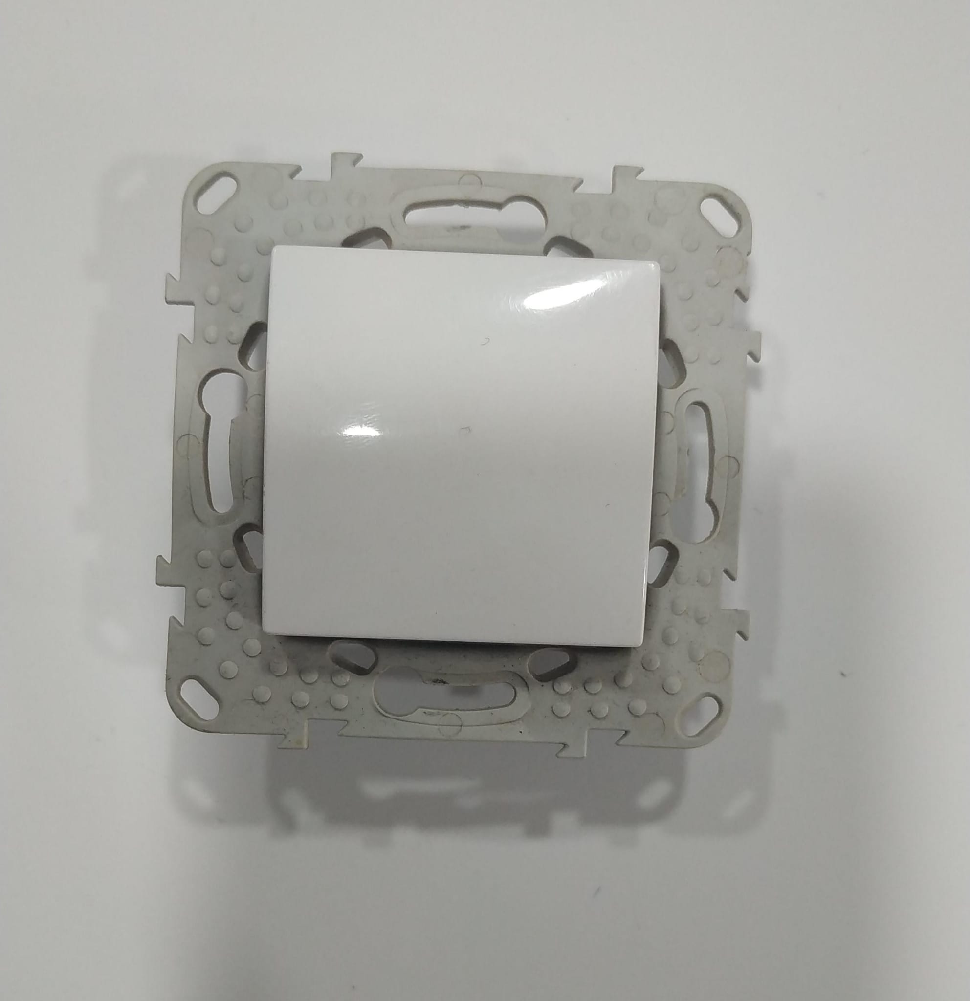 Interruptor con bastidor Schneider Electric U5.203.18 Polar